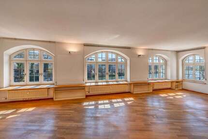 Wohnung Ulm - 5 Zimmer, 168 m&sup2;, 2.520&euro; | Angebot:24522447