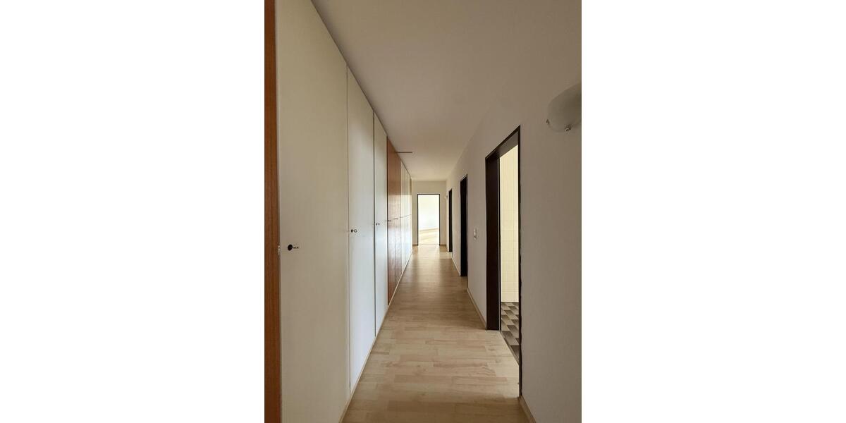 Etagenwohnung Günzburg - 3 Zimmer, 107 m&sup2;, 1.100&euro; | Angebot:26477255