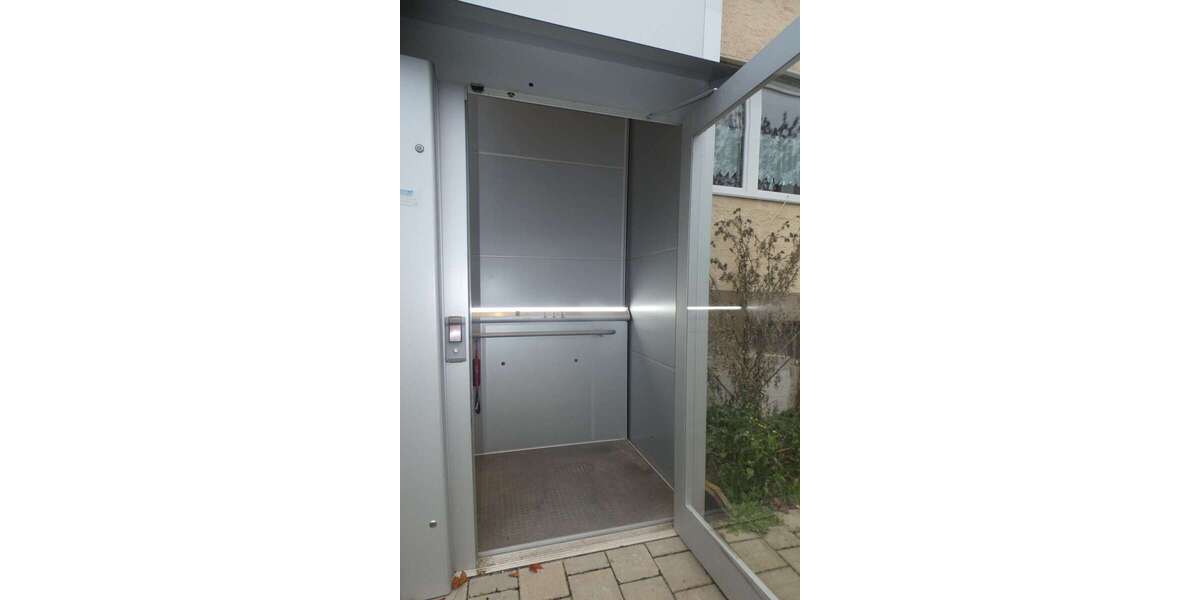 Etagenwohnung Asselfingen - 4 Zimmer, 111 m&sup2;, 185.000&euro; | Angebot:23981337