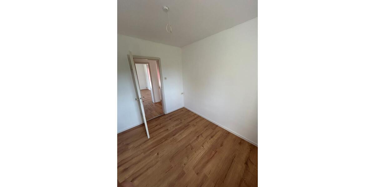 Etagenwohnung Elchingen Oberelchingen - 3 Zimmer, 75 m&sup2;, 1.000&euro; | Angebot:26670264