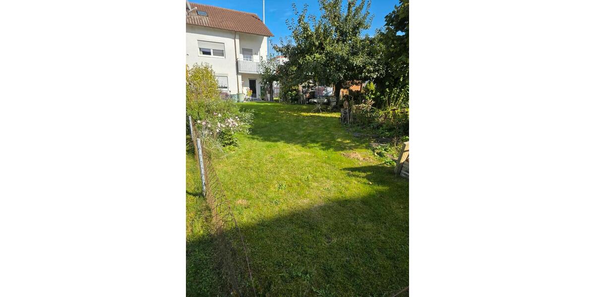 Doppelhaushälfte Laupheim - 7 Zimmer, 155 m&sup2;, 375.000&euro; | Angebot:27251005
