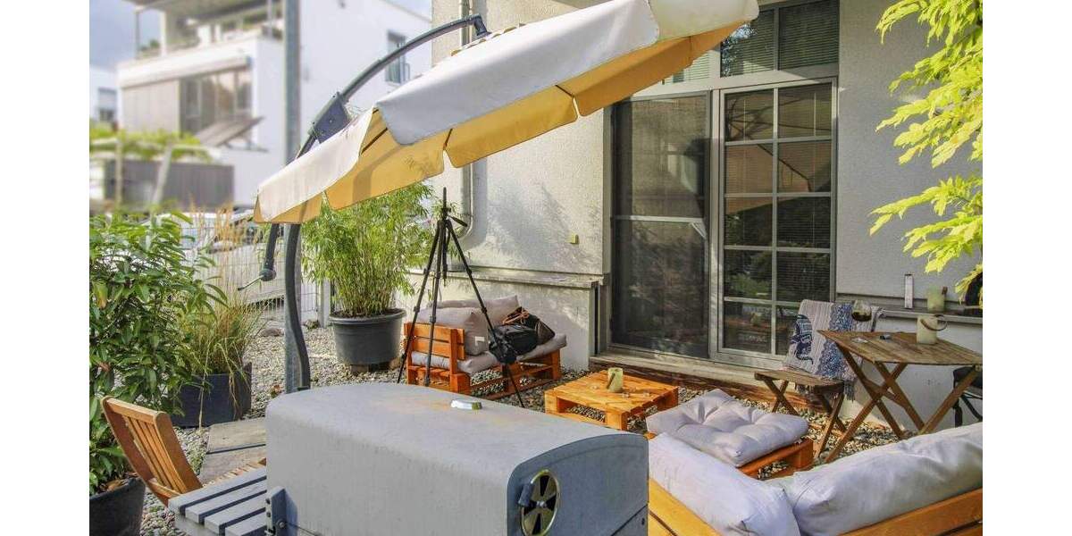 Gigantische Loftwohnung mit direktem Fluss-Zugang aufgeteilt in 3 Wohnungen in Blaustein 4 zimmer