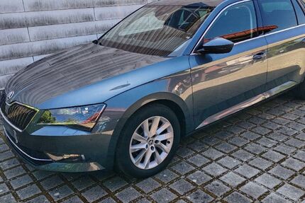 Skoda Superb 95.500 km 19.900 &euro; Günzburg 89312