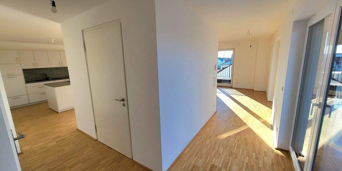 Etagenwohnung Neu-Ulm Burlafingen - 3 Zimmer, 137 m&sup2;, 1.725&euro; | Angebot:25728452