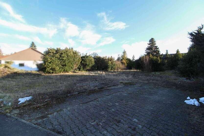 Grundstück zu verkaufen in Laichingen 195.000 € 1070.05 m²