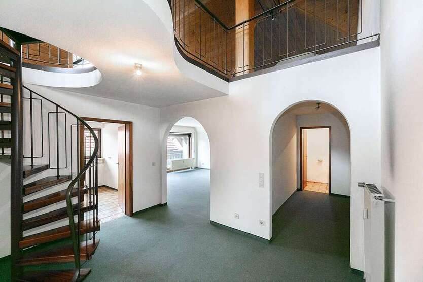 Wohnung zum Kaufen in Neu-Ulm Pfuhl 475.000 € 151.14 m²