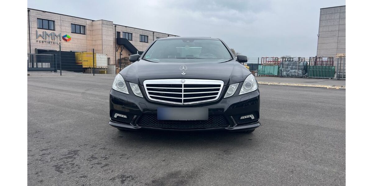 Mercedes-Benz E 500 110.000 km 22.000 &euro; Vöhringen 89269