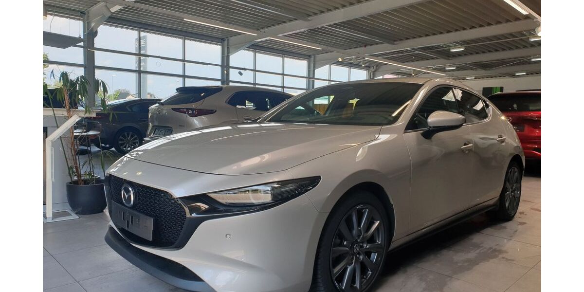 Mazda 3 21.027 km 25.990 &euro; Neu-Ulm 89231
