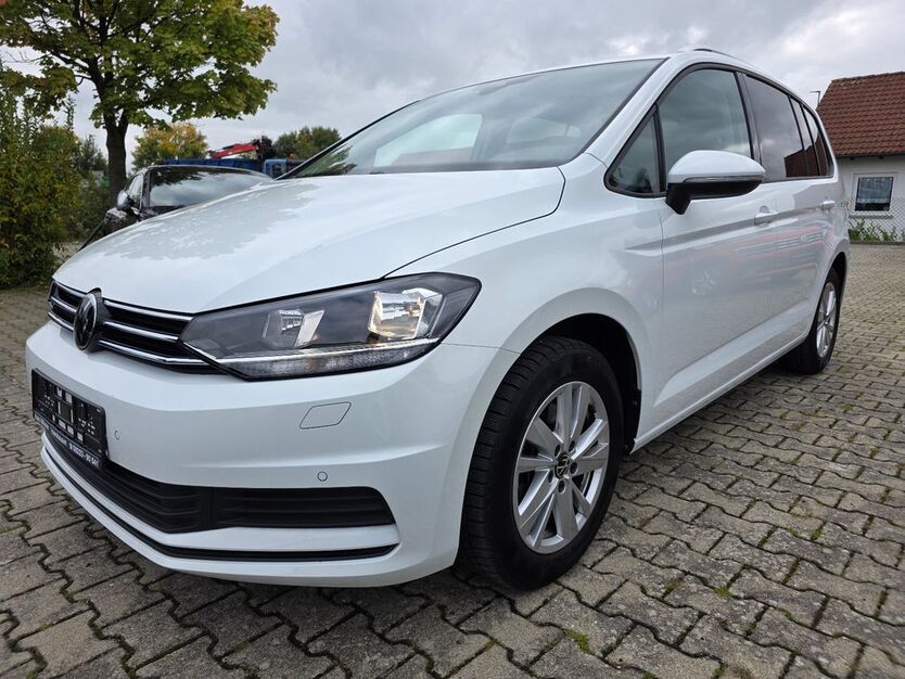 VW Touran 18.613 km 31.490 € Ichenhausen 89335