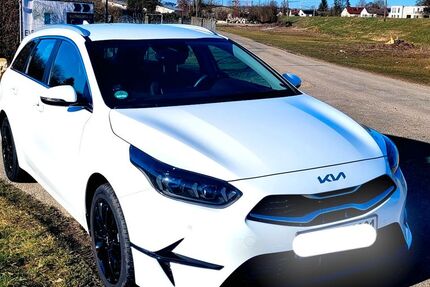 Kia ceed Sportswagon 12.000 km 24.900 &euro; Neu-Ulm 89231