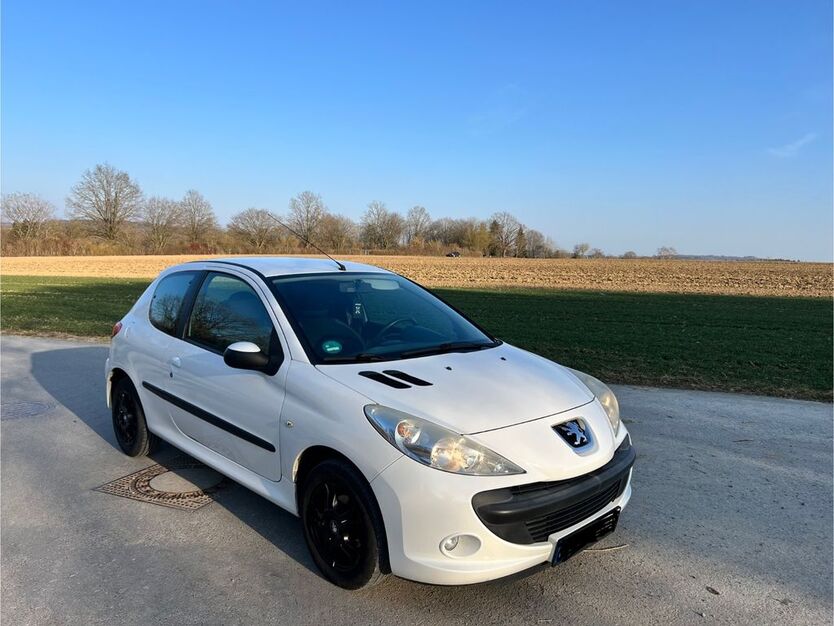 Peugeot 206 140.000 km 2.200 € Maselheim 88437