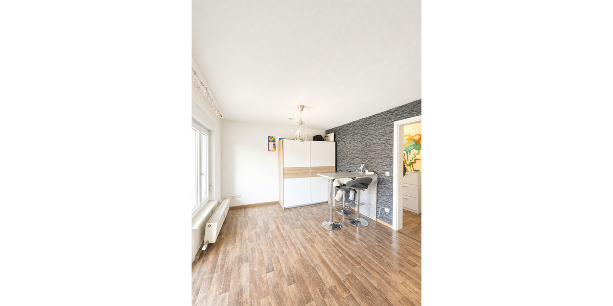 3-Zimmer-Wohnung mit zusätzlichem ausgebautem Zimmer im Dachgeschoss - Etagenwohnung Ulm Weststadt | Angebot:26491749