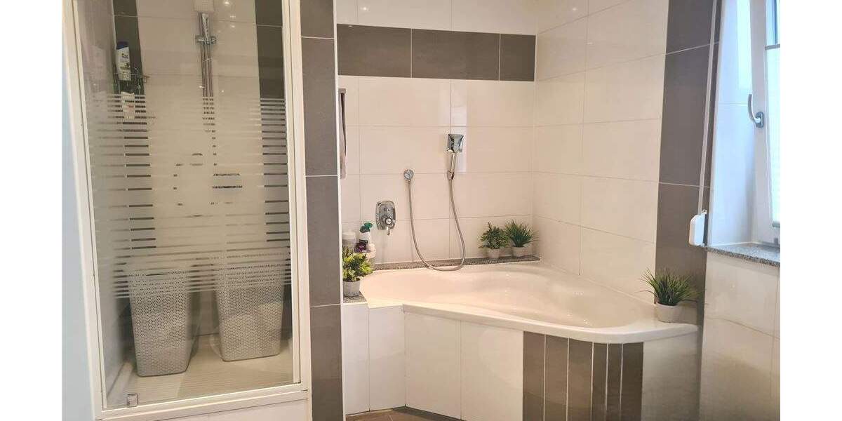 Etagenwohnung Langenau Göttingen - 3 Zimmer, 122 m&sup2;, 295.000&euro; | Angebot:25678479