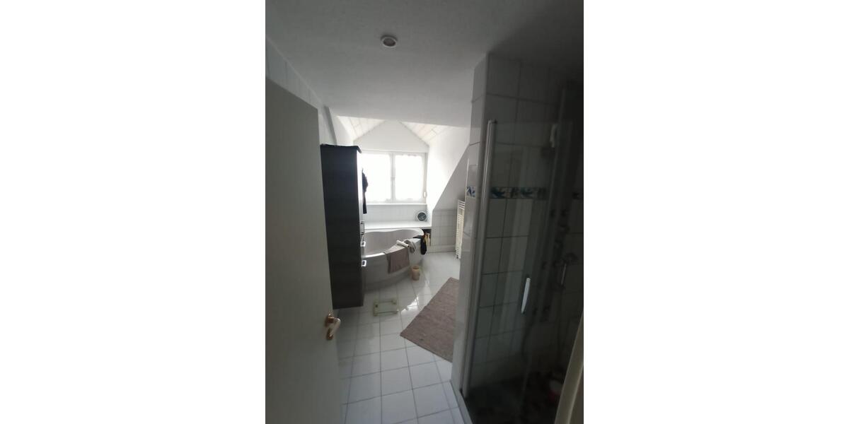 2 Zimmer Penthouse Wohnung in Laupheim-Untersulmetingen 2 zimmer