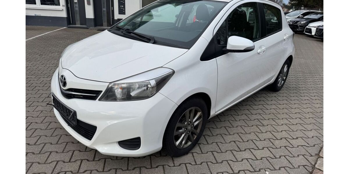 Toyota Yaris 141.232 km 6.900 &euro; Achstetten 88480