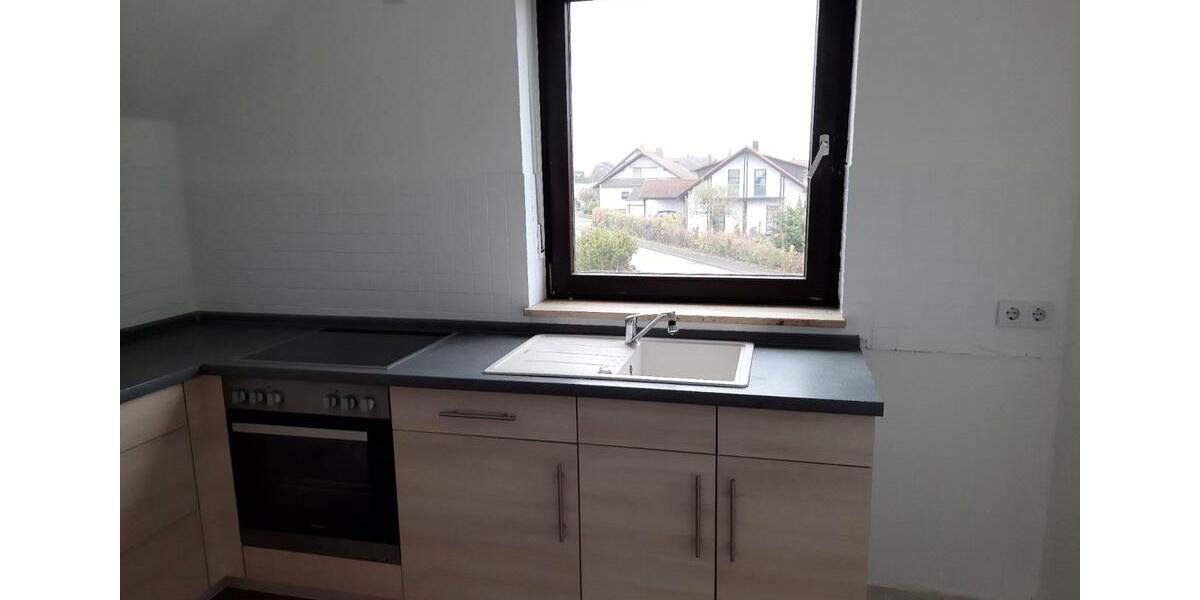 Dachgeschoßwohnung Niederstotzingen - 3 Zimmer, 90 m&sup2;, 775&euro; | Angebot:26024504