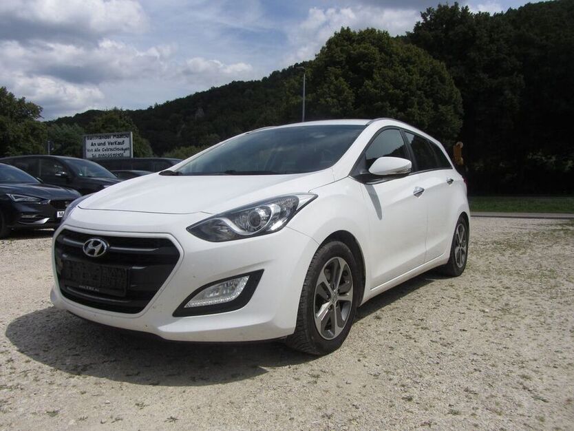 i30