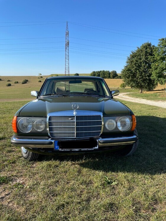 Mercedes-Benz E 230 205.850 km 9.600 € Ulm 89073