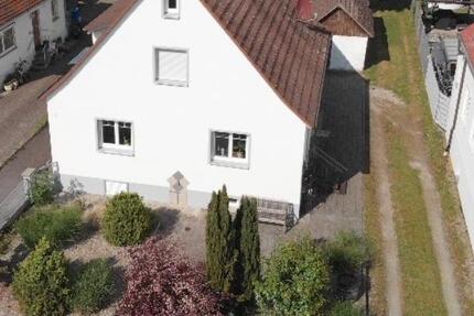 Haus Achstetten - 4.5 Zimmer, 100 m&sup2;, 1.350&euro; | Angebot:26146373