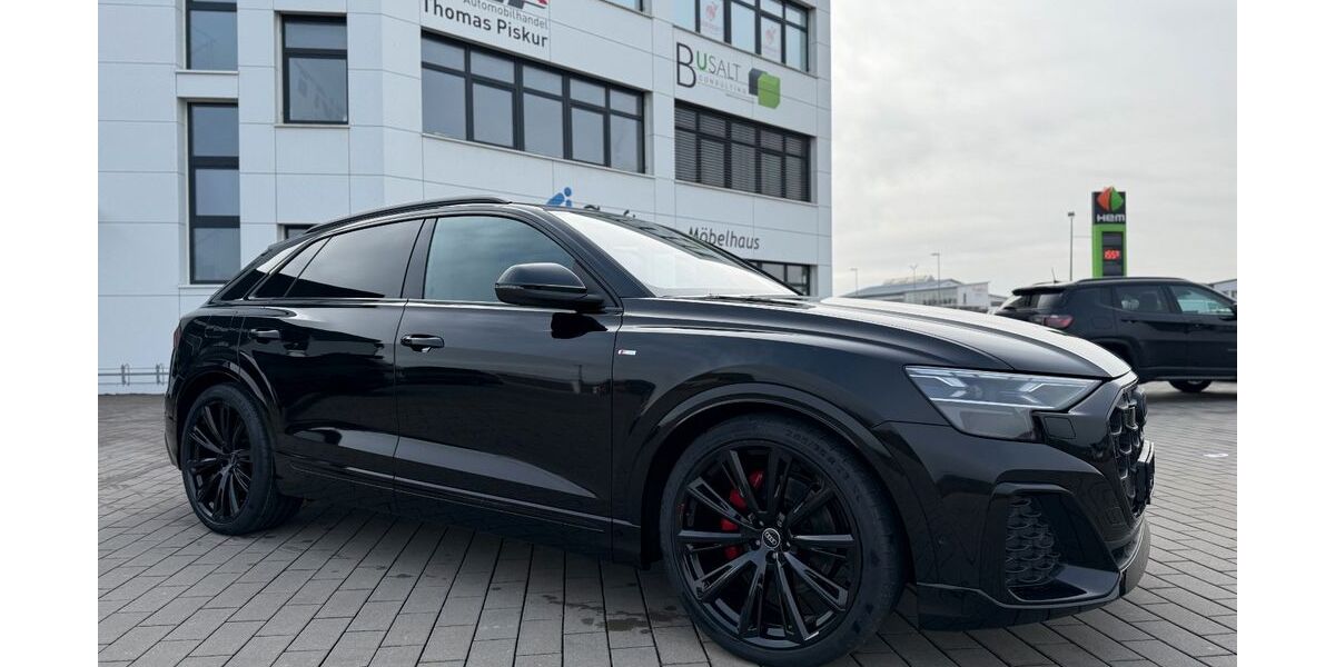 Audi Q8 1.500 km 93.990 € Lonsee-Luizhausen 89173