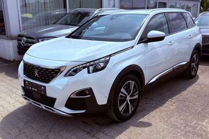 Peugeot 5008 101.000 km 16.990 &euro; Ulm (Jungingen) 89081