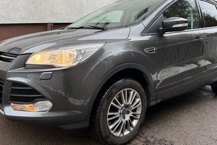 Ford Kuga 170.000 km 7.490 &euro; Neu-Ulm (Pfuhl) 89233