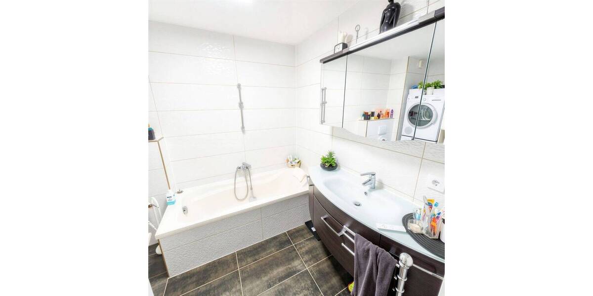 Etagenwohnung Leipheim - 4 Zimmer, 100 m&sup2;, 399.000&euro; | Angebot:25725202