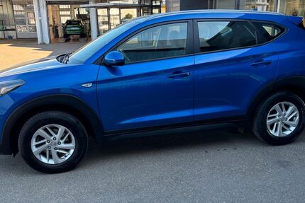 Hyundai TUCSON 87.000 km 15.190 &euro; Erbach 89155