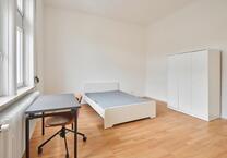 Erstbezug nach Kernsanierung: WG-Zimmer frei