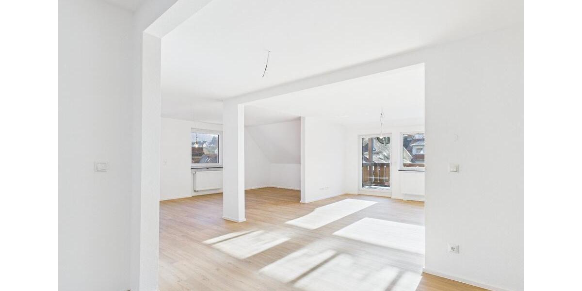 Etagenwohnung Blaubeuren - 5 Zimmer, 194 m&sup2;, 1.900&euro; | Angebot:25291577