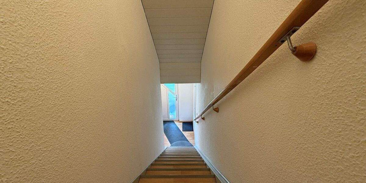 ***So viele Optionen! - Wohnhaus mit 3 bis 4 Einheiten, Garagen-Werkstattbereich, u. v. mehr ...*** 1 zimmer