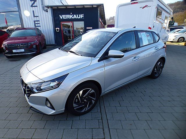 i20