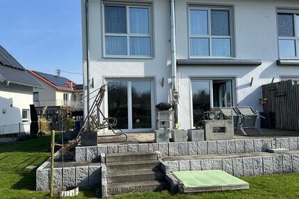Haus Günzburg - 6 Zimmer, 145 m&sup2;, 1.700&euro; | Angebot:26349501