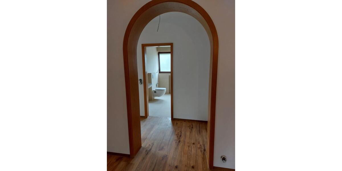 Erdgeschoßwohnung Blaustein - 4 Zimmer, 170 m&sup2;, 1.750&euro; | Angebot:24859616