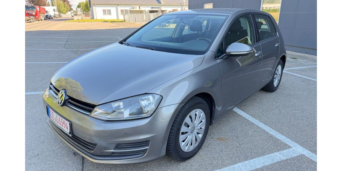 VW Golf 110.300 km 6.700 &euro; Ichenhausen 89335