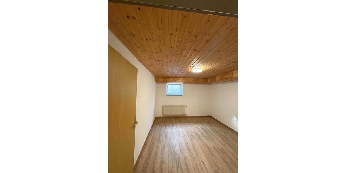 Einfamilienhaus Ulm Donautal - 10 Zimmer, 279 m&sup2;, 649.000&euro; | Angebot:25839634