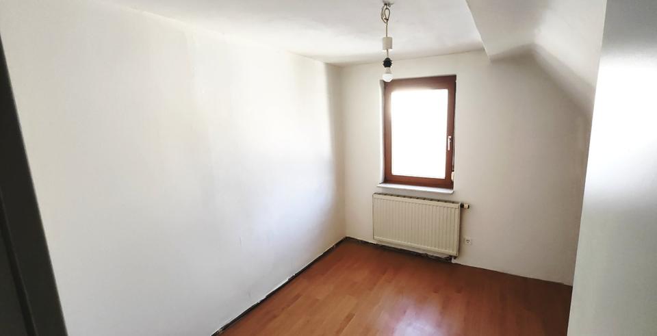 Einfamilienhaus Geislingen an der Steige - 6 Zimmer, 130 m&sup2;, 350.000&euro; | Angebot:27123087