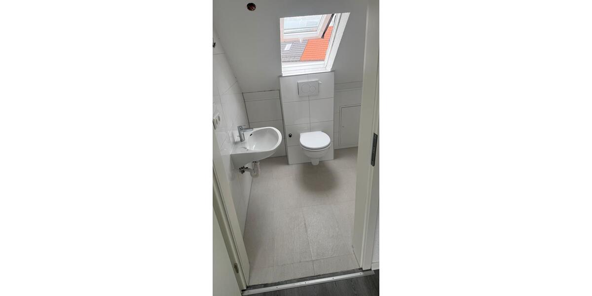 Dachgeschoßwohnung Erbach - 2 Zimmer, 50 m&sup2;, 640&euro; | Angebot:25637008