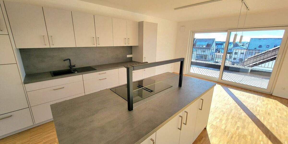 +++NU-Burlafingen, 3-Zi.-Penthouse, 137,09 m² Wfl., Aufzug in die Wohnung, Küche, 2 TG-Stpl.+++ 3 zimmer