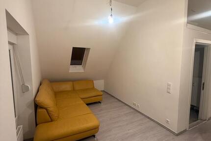 İn İchenhausen DG Wohnung 3 zimmer