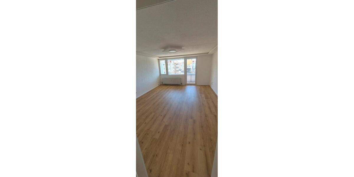 Etagenwohnung Ulm Söflingen - 4.5 Zimmer, 107 m&sup2;, 1.750&euro; | Angebot:26727846