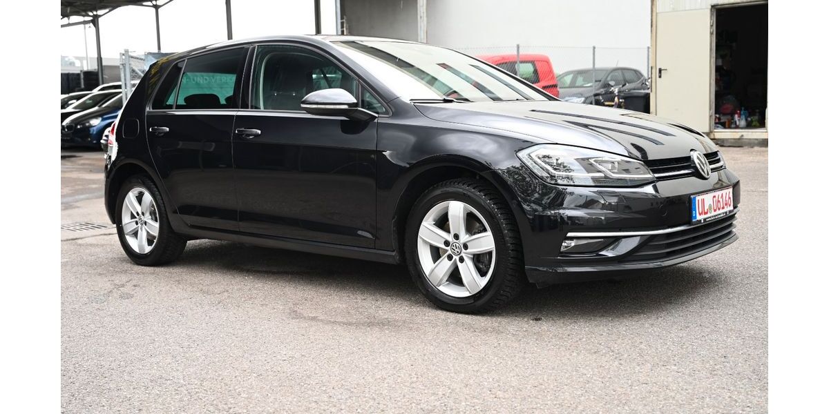 VW Golf 127.800 km 17.900 &euro; Ulm 89077