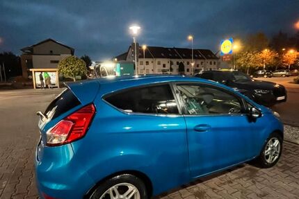 Ford Fiesta 125.000 km 6.499 &euro; Asselfingen 89176