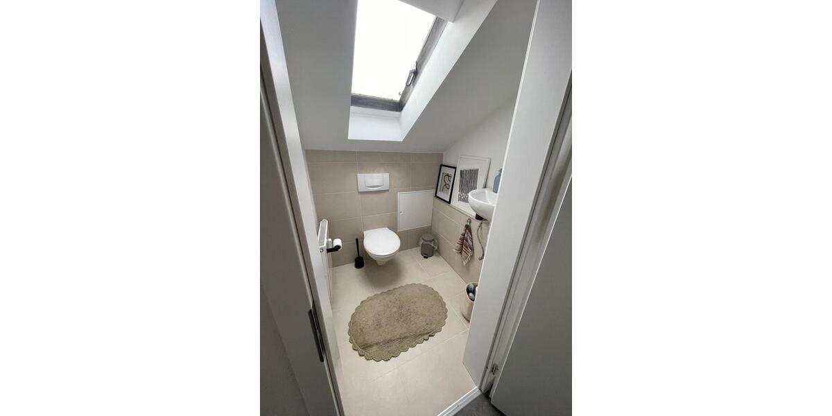 Lichtdurchflutete 3-Zimmer Wohnung mit Garage 3 zimmer