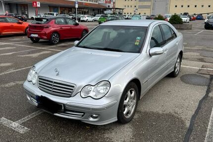 Mercedes C 200