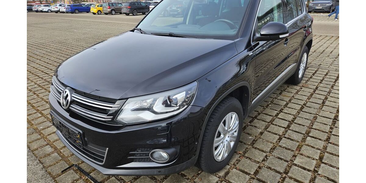 VW Tiguan 247.500 km 11.490 &euro; Ulm 89075