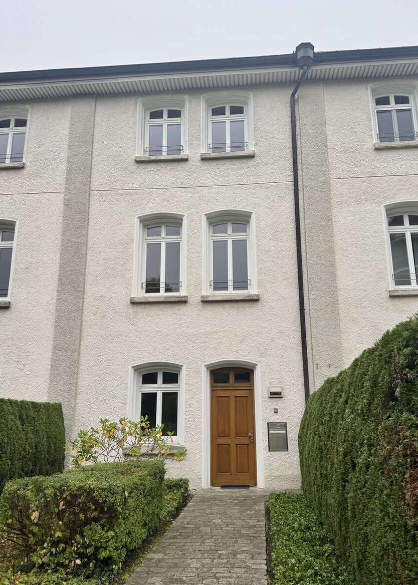 Haus zum Mieten in Ulm 2.450 € 184 m² 4 zimmer