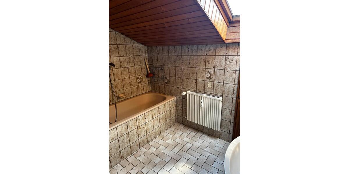 Dachgeschoßwohnung Ehingen (Donau) - 1 Zimmer, 71 m&sup2;, 165.000&euro; | Angebot:26987318