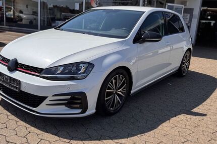 VW Golf 105.000 km 16.290 € Senden 89250
