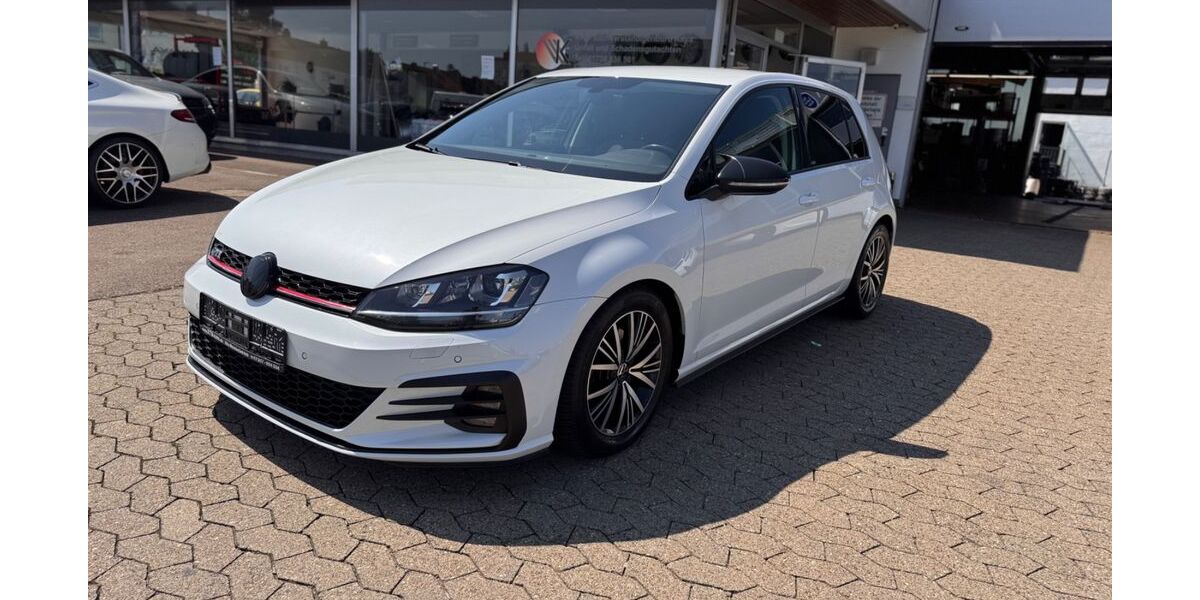 VW Golf 105.000 km 16.290 € Senden 89250